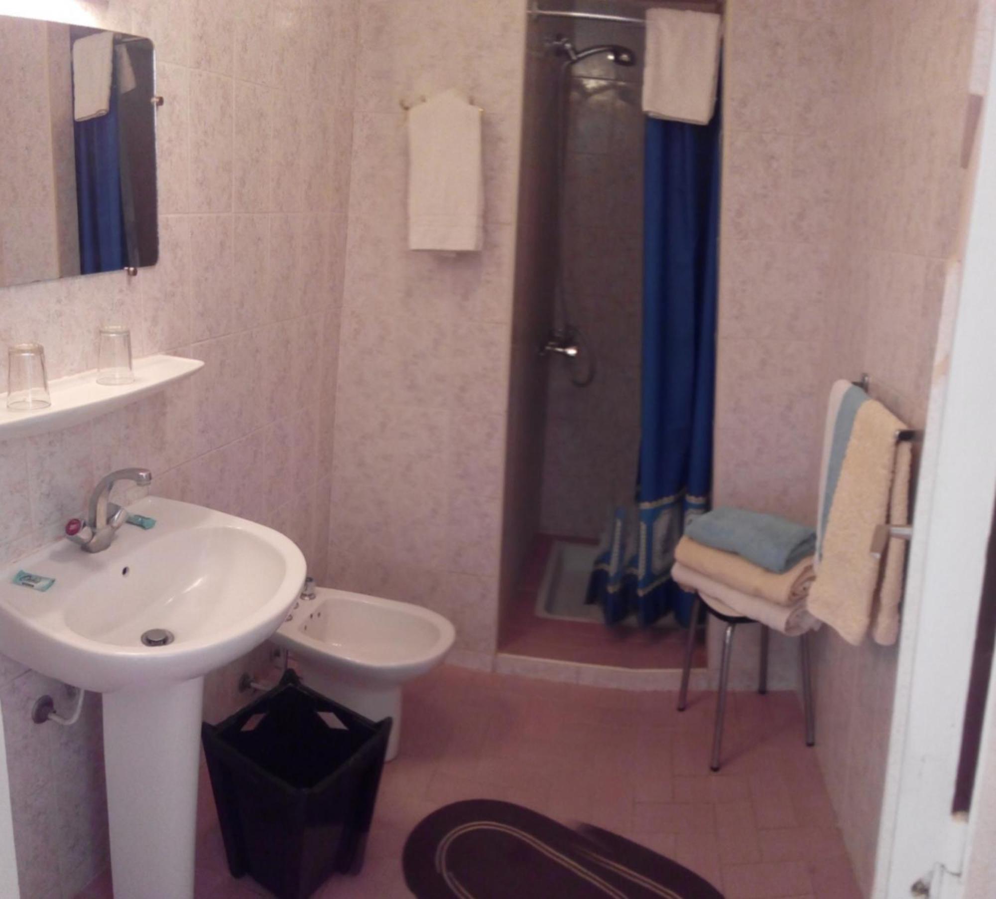 Hotel Les Amandiers Tafraout Ngoại thất bức ảnh